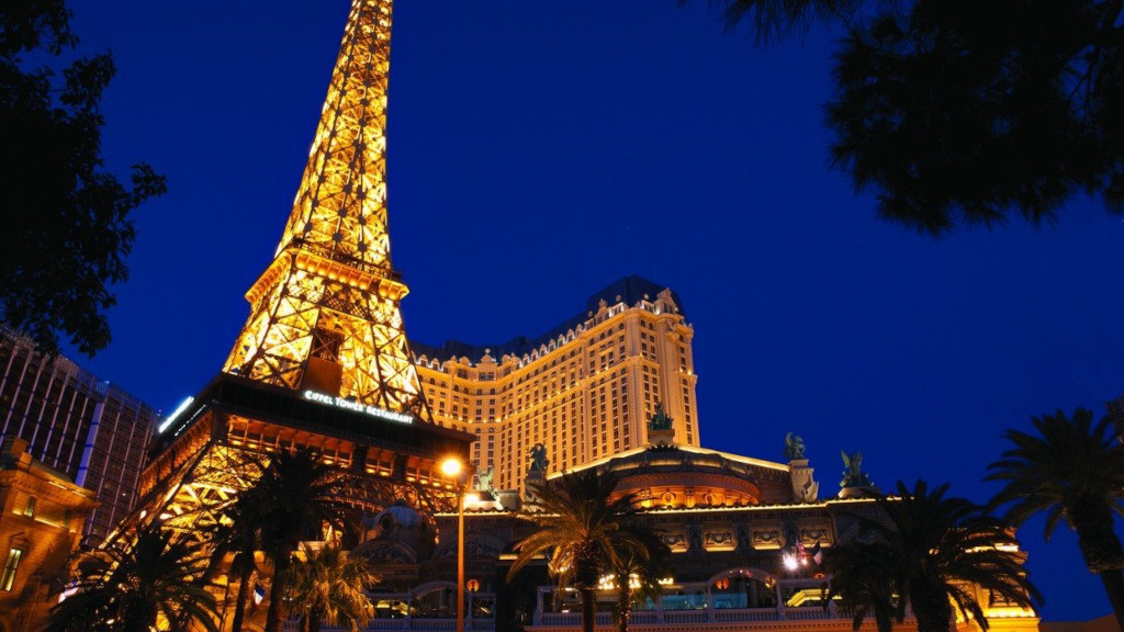The Eiffel Tower Experience - Las Vegas